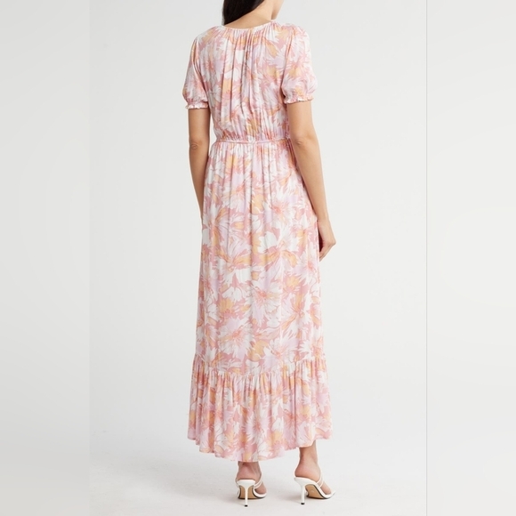 Lovestitch Women's Floral Tiered Short-Sleeve Maxi Dress in Peach/Light Pink - Picture 2 of 12